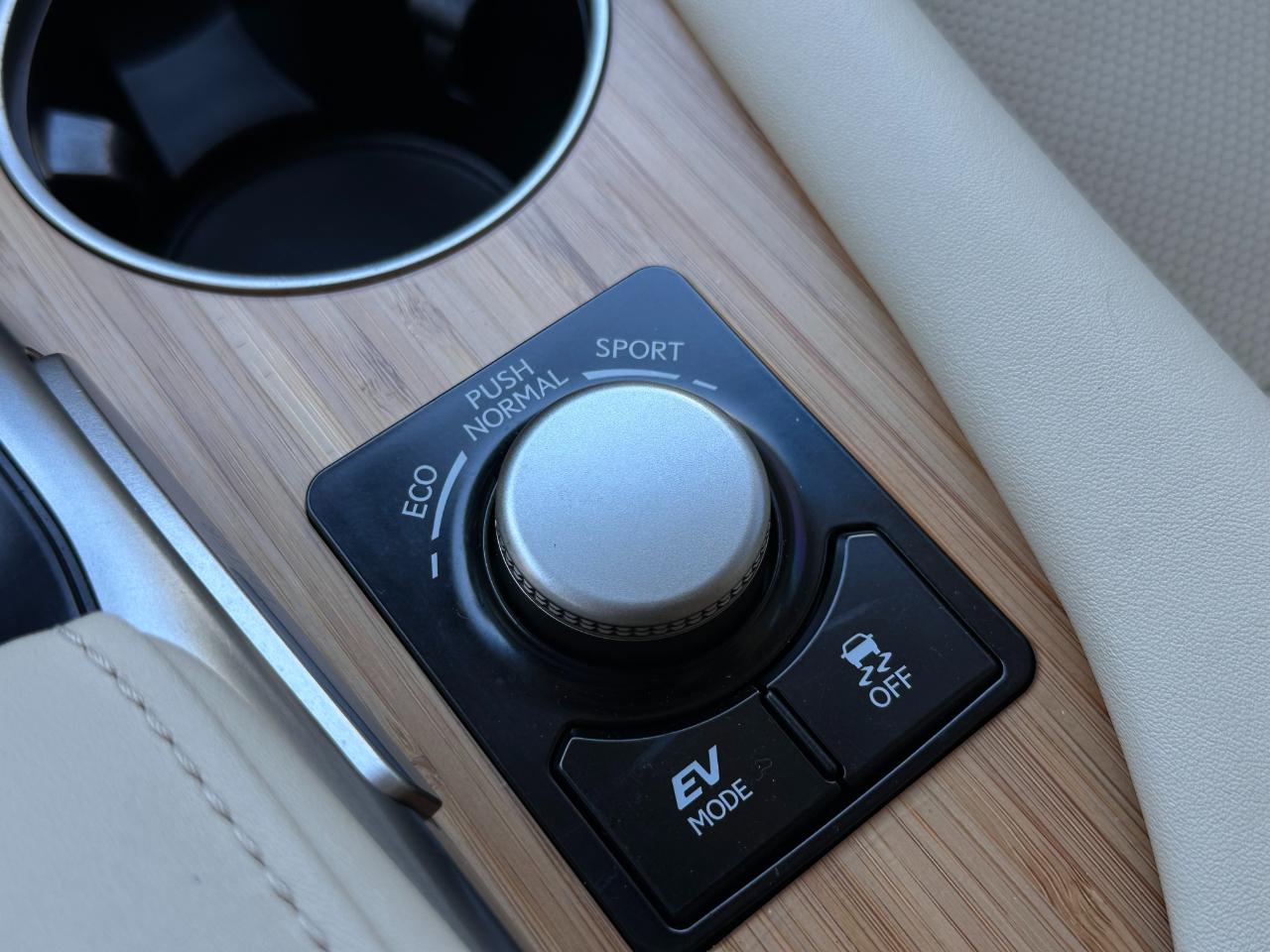 Lexus RX RX 450hL Luxury AWD 2018