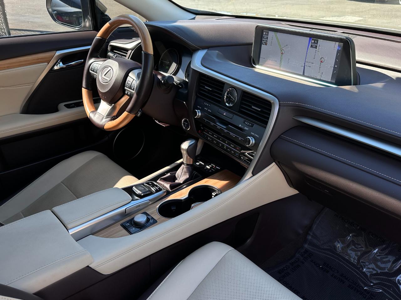 Lexus RX RX 450hL Luxury AWD 2018