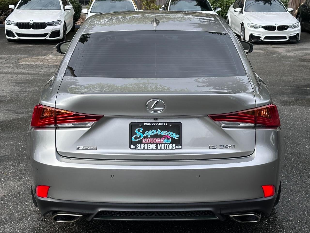 Lexus IS  2018
