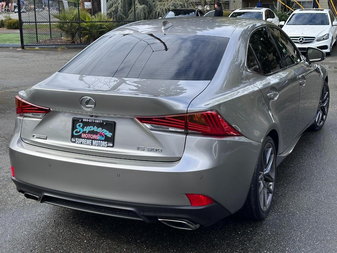 Lexus IS  2018