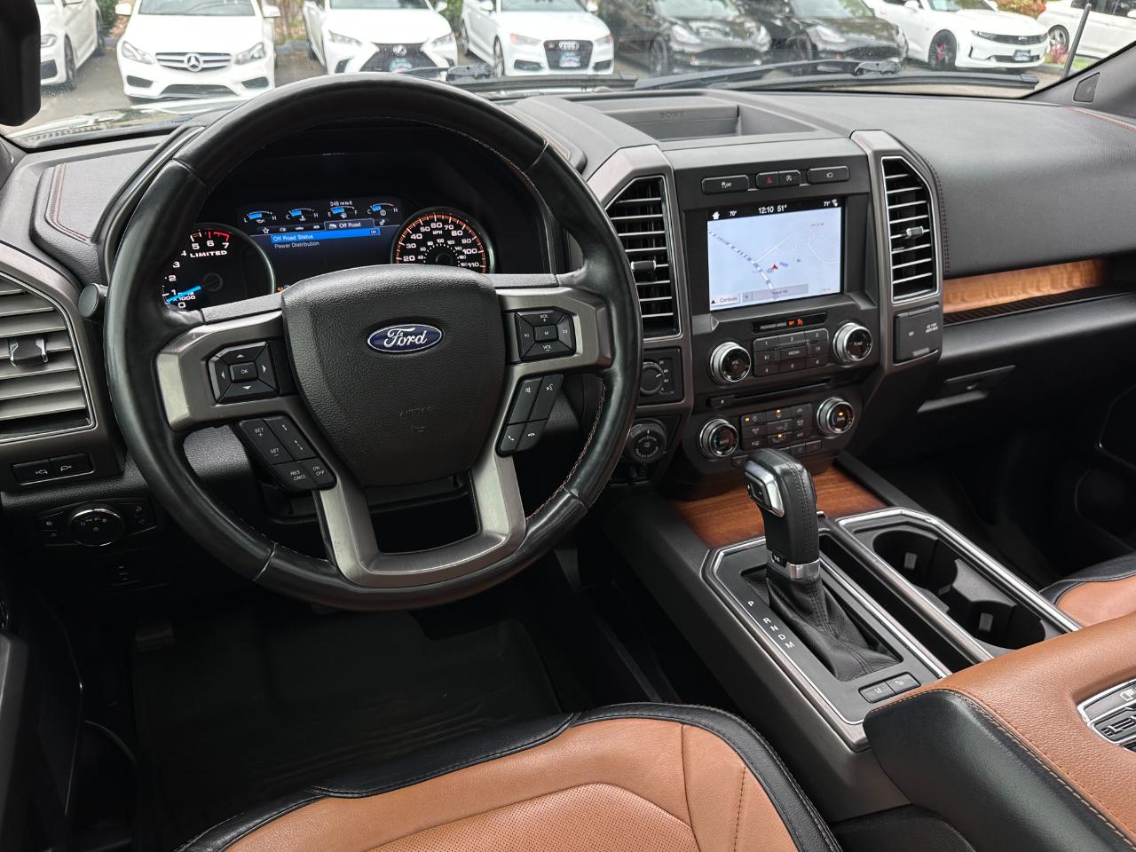 Ford F-150 Limited 4WD SuperCrew 5.5' Box 2017