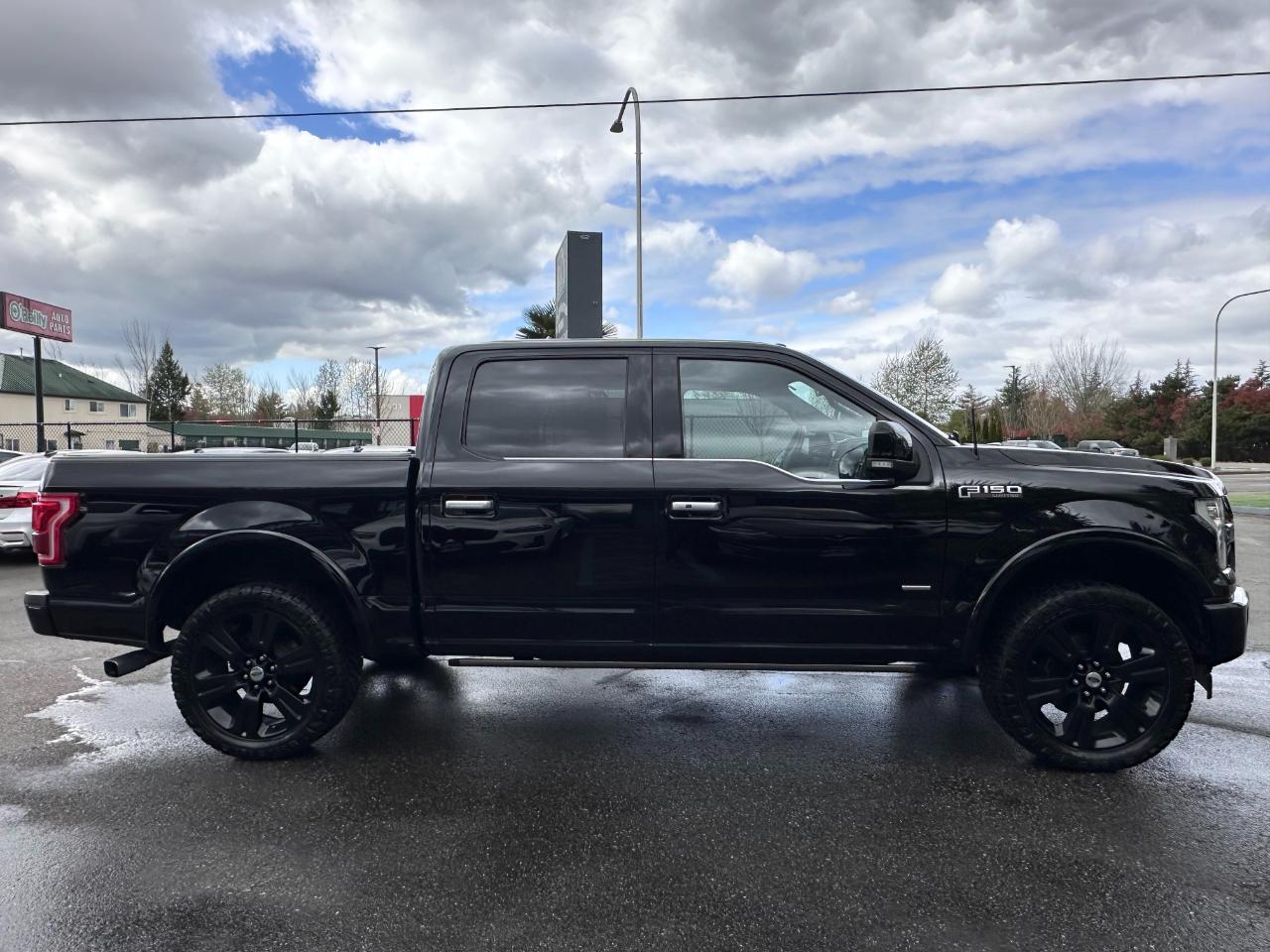 Ford F-150 Limited 4WD SuperCrew 5.5' Box 2017