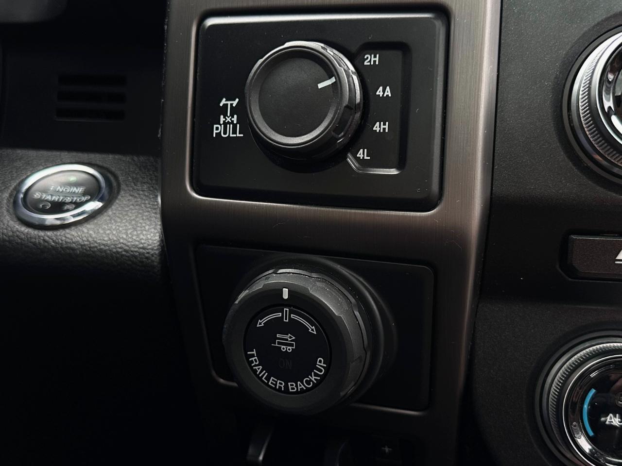 Ford F-150 Limited 4WD SuperCrew 5.5' Box 2017