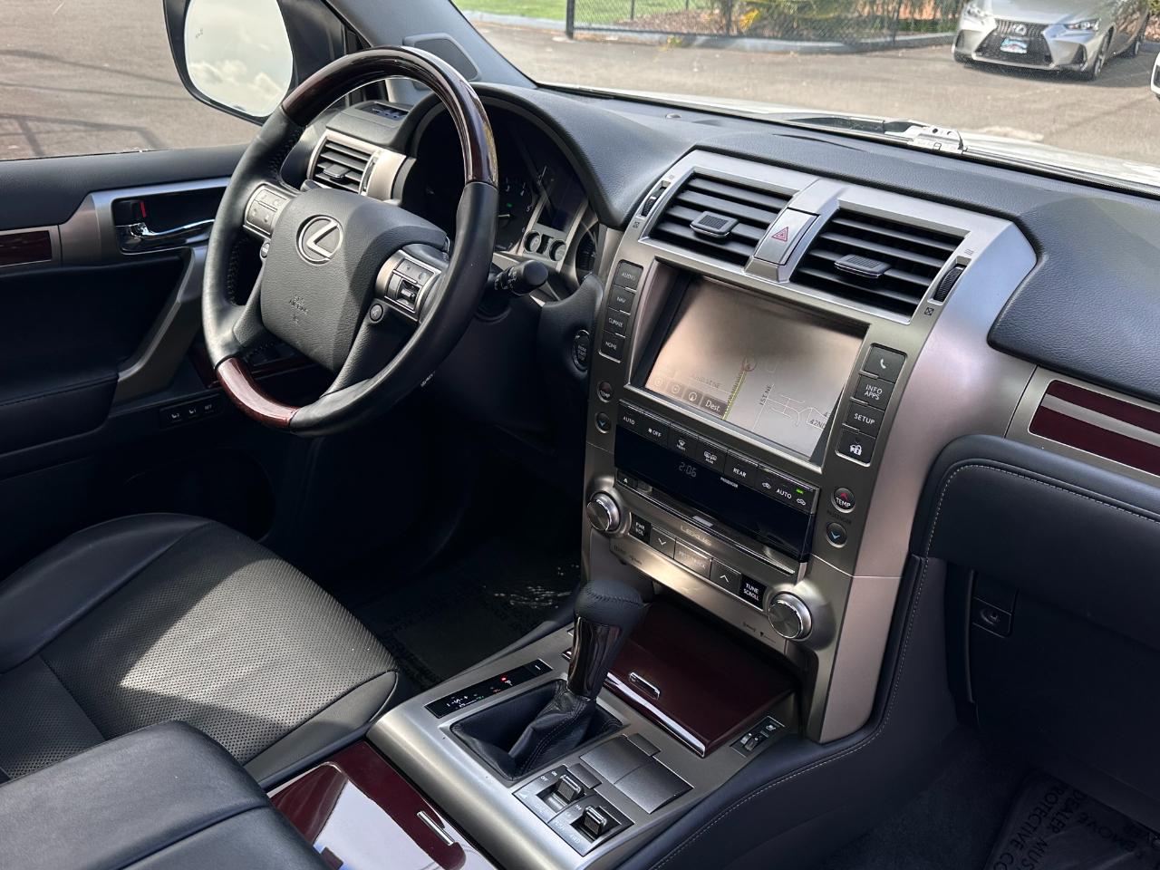 Lexus GX  2019