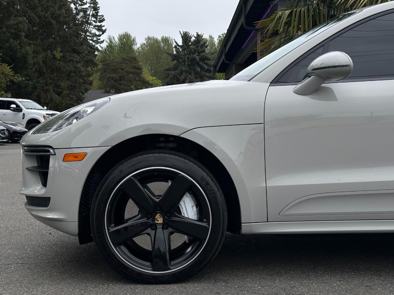Porsche Macan Turbo AWD 2020