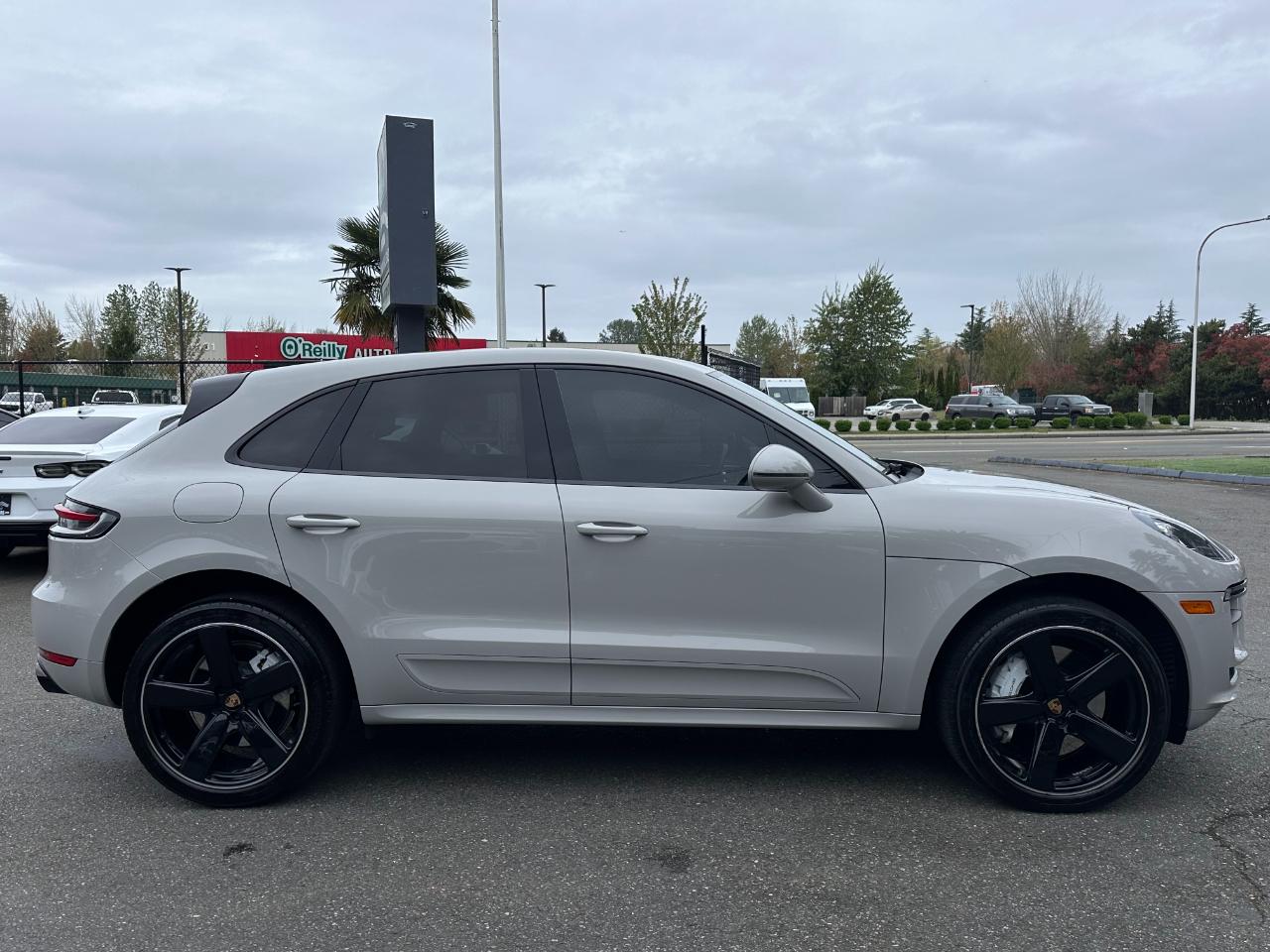 Porsche Macan Turbo AWD 2020