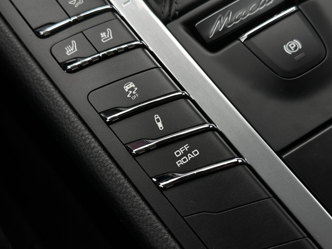 Porsche Macan Turbo AWD 2020