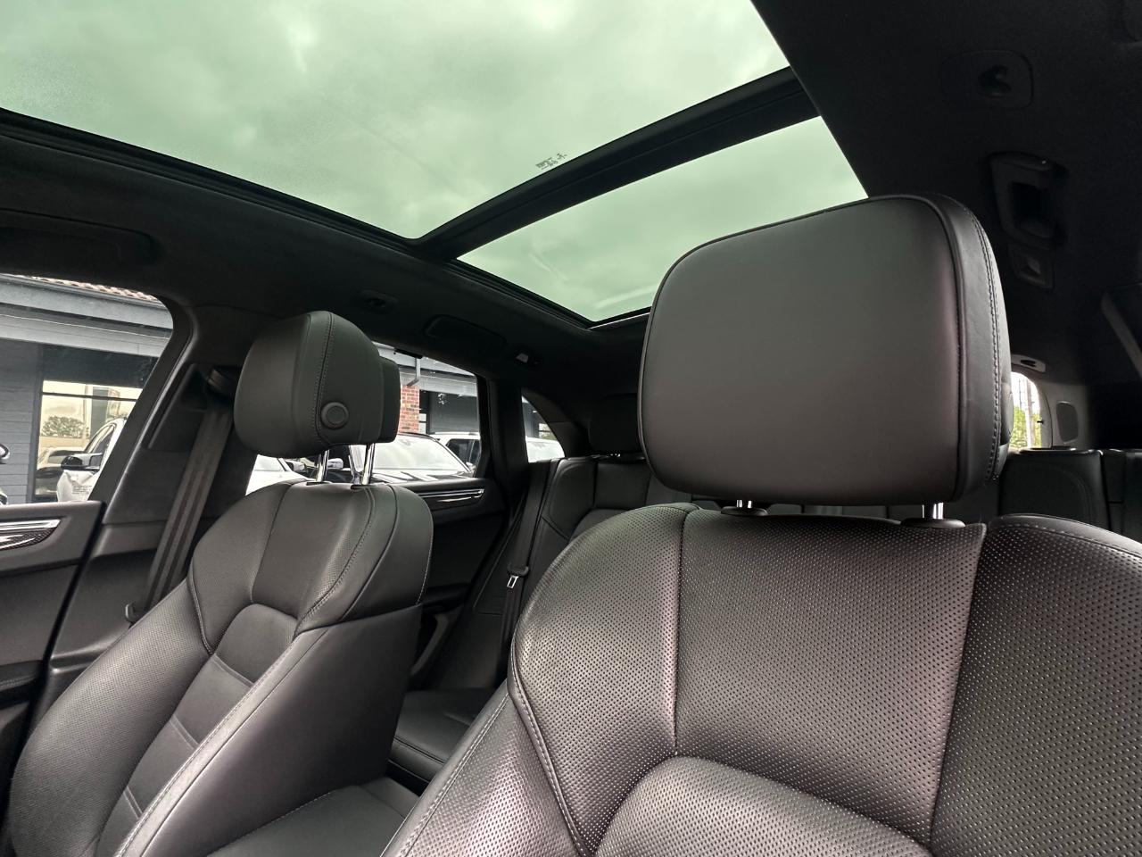 Porsche Macan Turbo AWD 2020