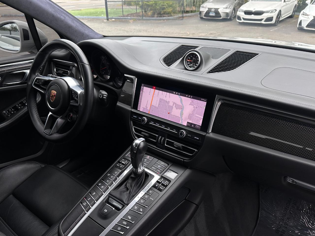 Porsche Macan Turbo AWD 2020