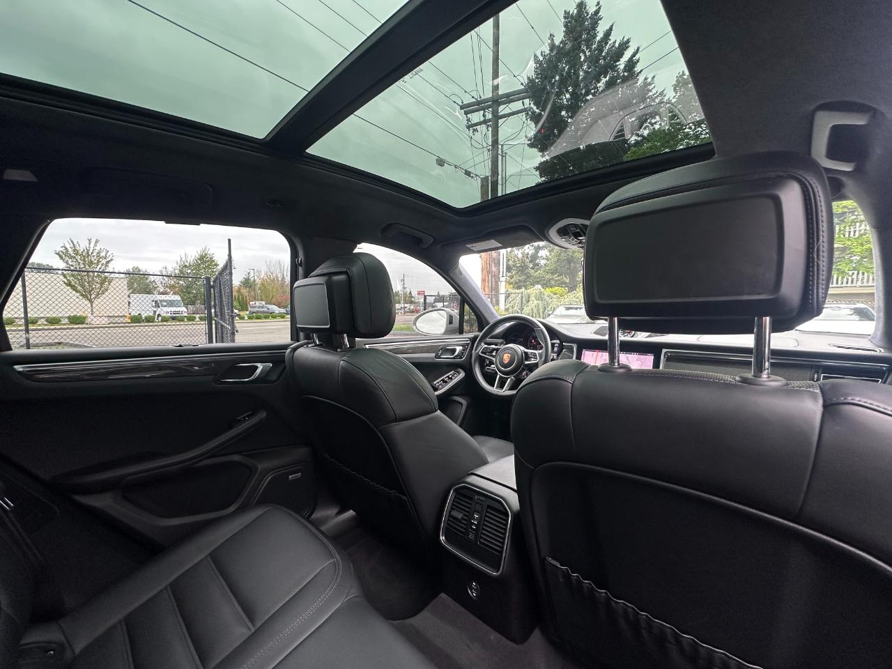 Porsche Macan Turbo AWD 2020