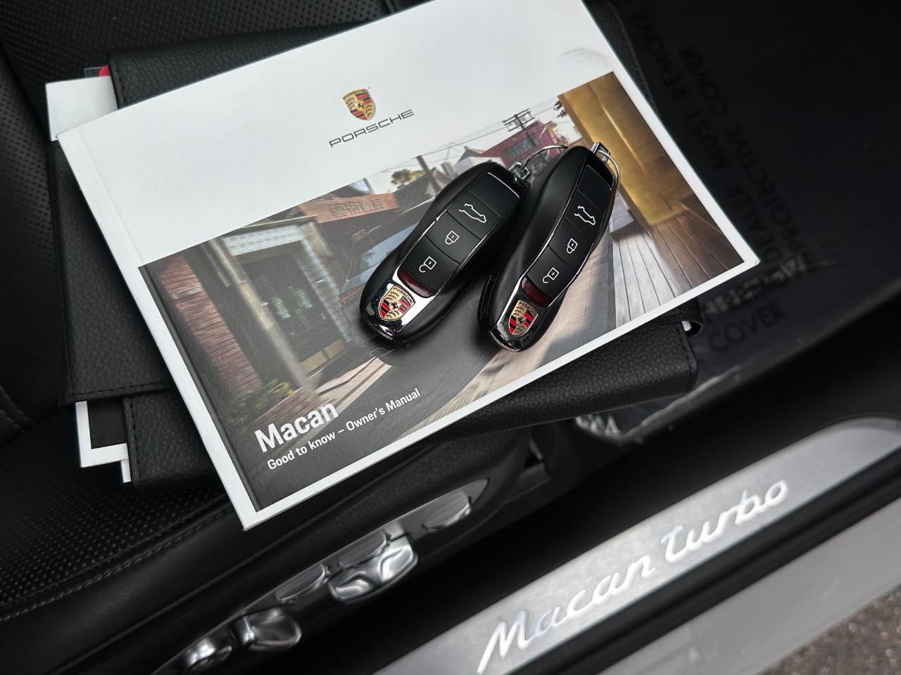 Porsche Macan Turbo AWD 2020