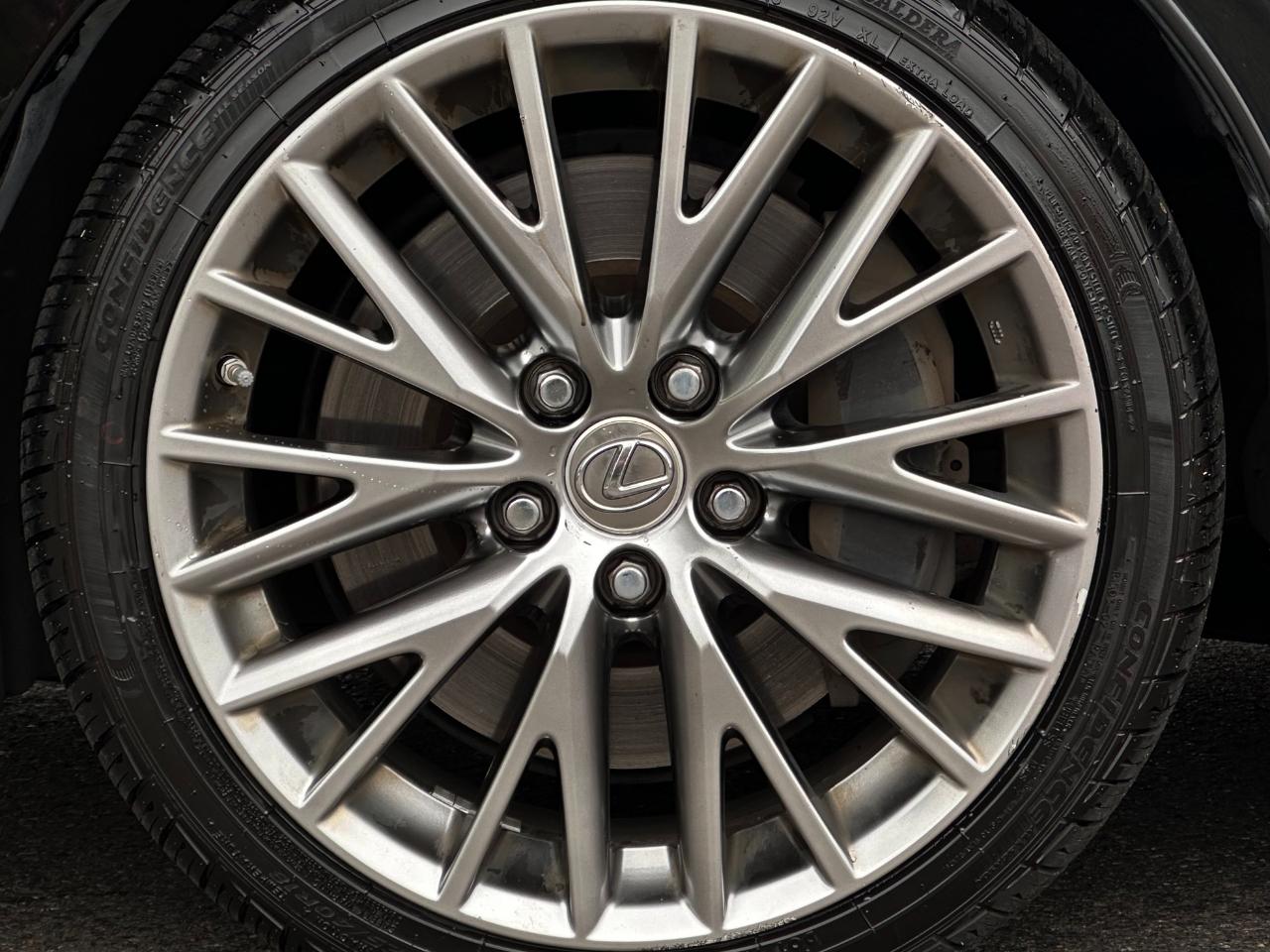 Lexus IS IS Turbo RWD 2017