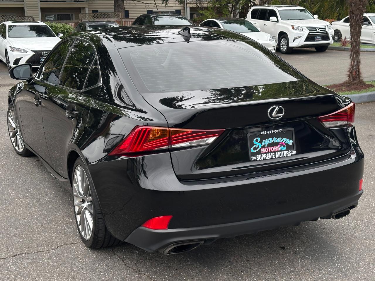 Lexus IS IS Turbo RWD 2017