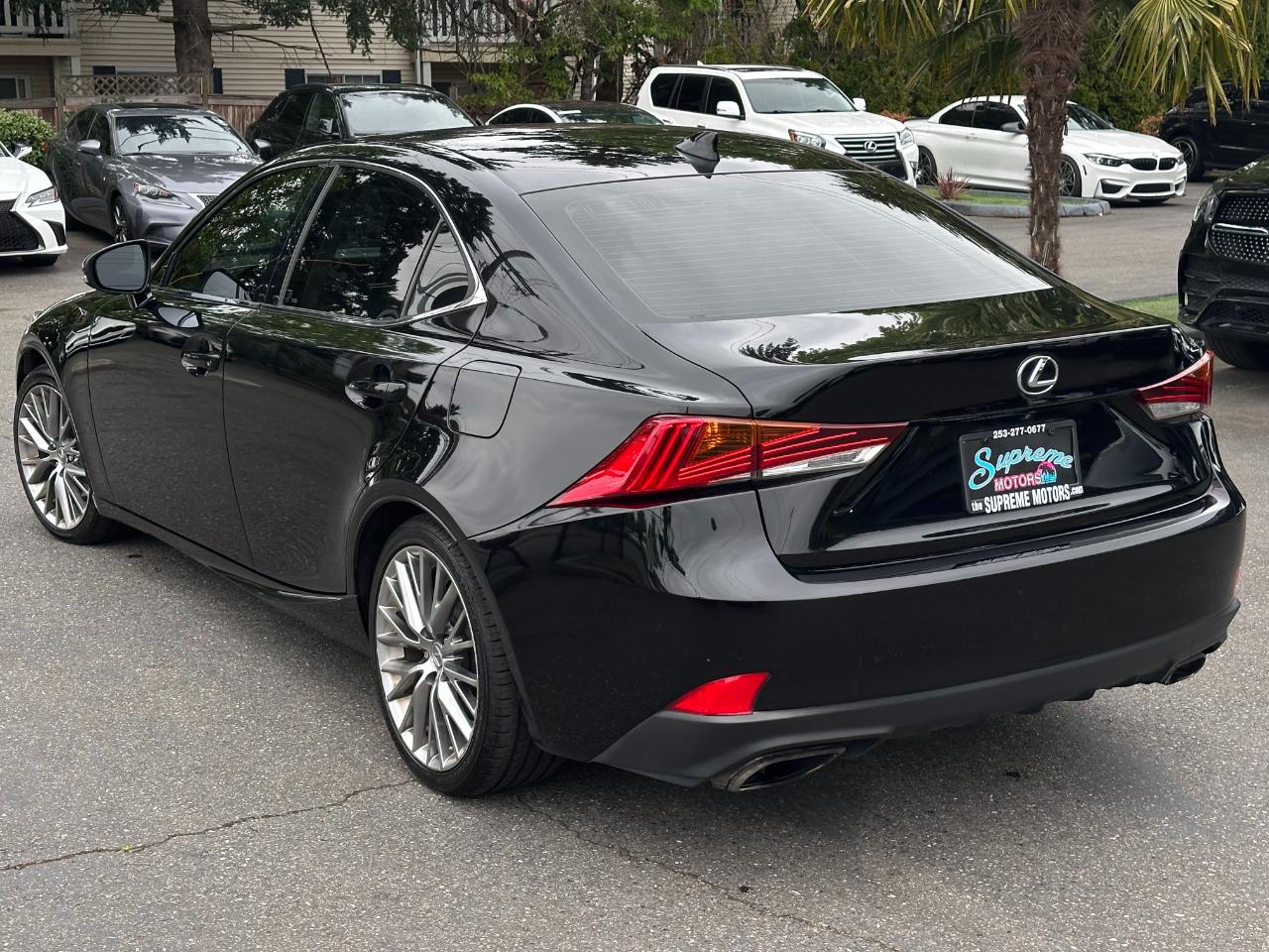 Lexus IS IS Turbo RWD 2017