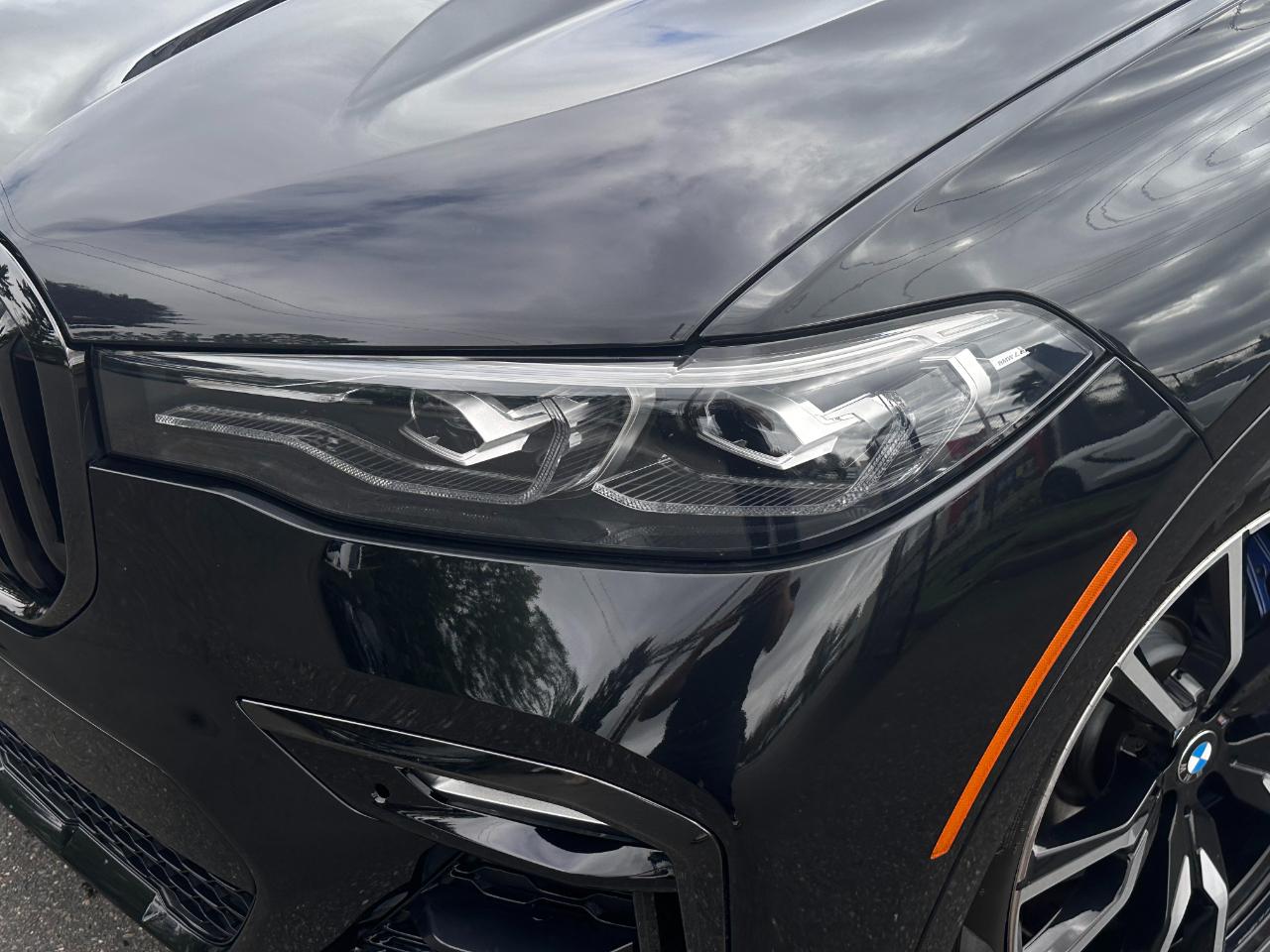 BMW X7  2020