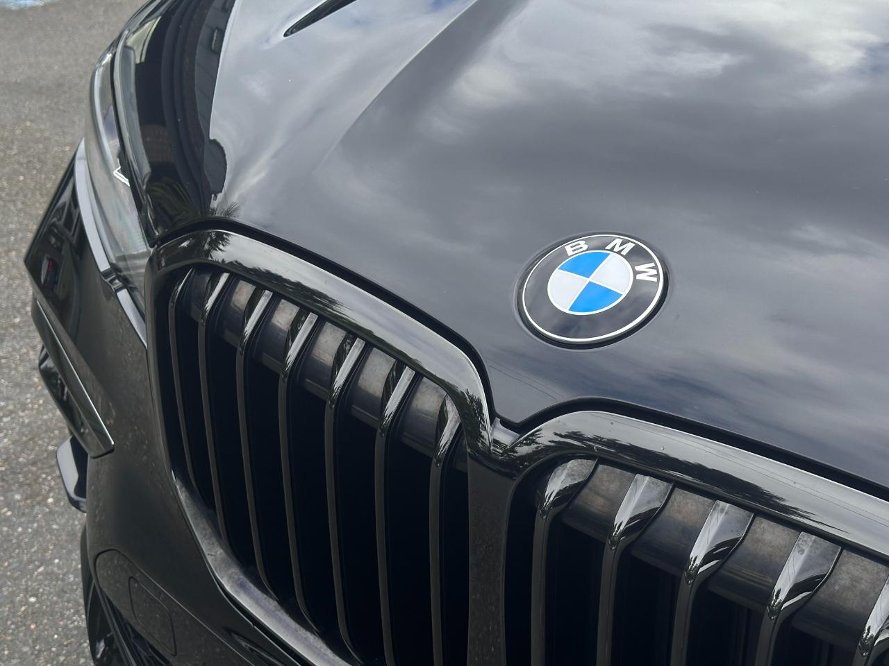 BMW X7  2020