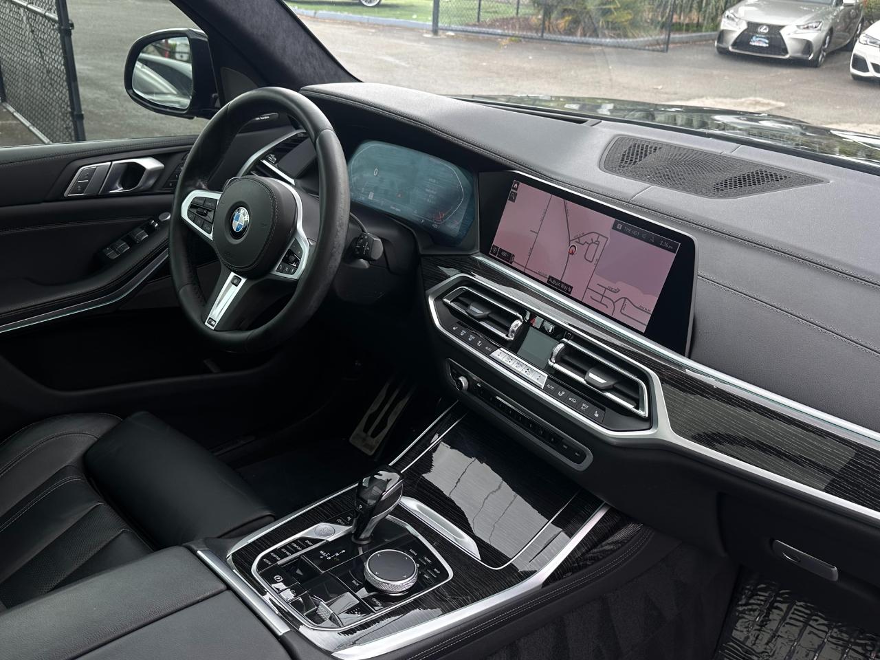 BMW X7  2020