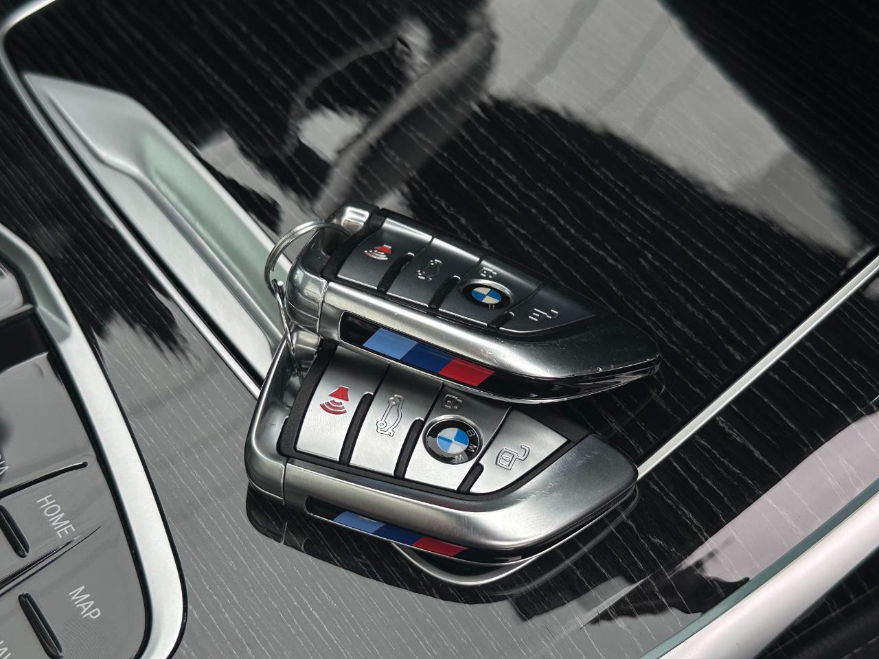 BMW X7  2020