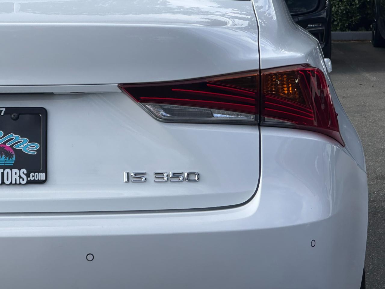 Lexus IS IS 350 RWD 2019