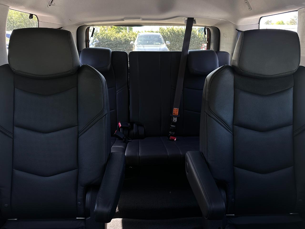 Cadillac Escalade  2016