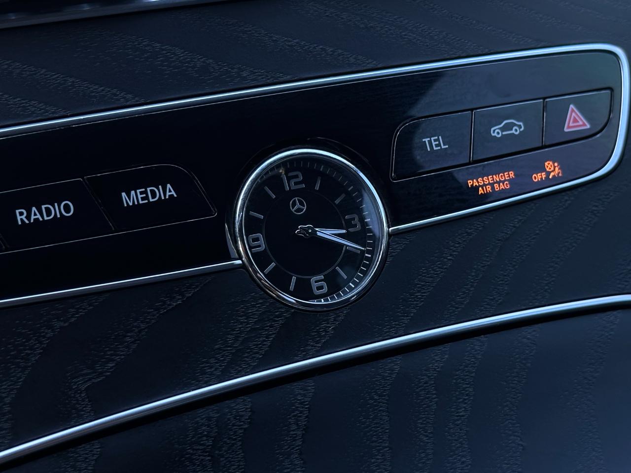 Mercedes-Benz C-Class  2021