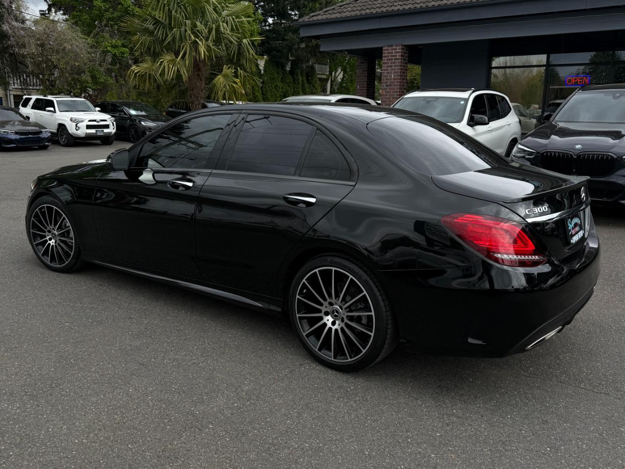 Mercedes-Benz C-Class  2021