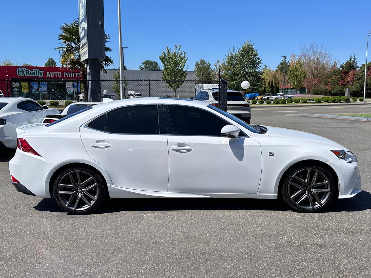 Lexus IS 200t  2016