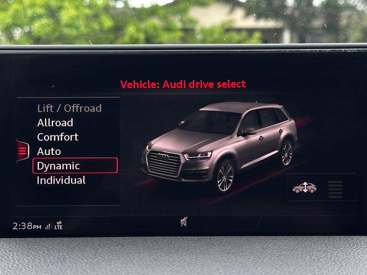 Audi Q7 SE Premium Plus 55 TFSI quattro 2019