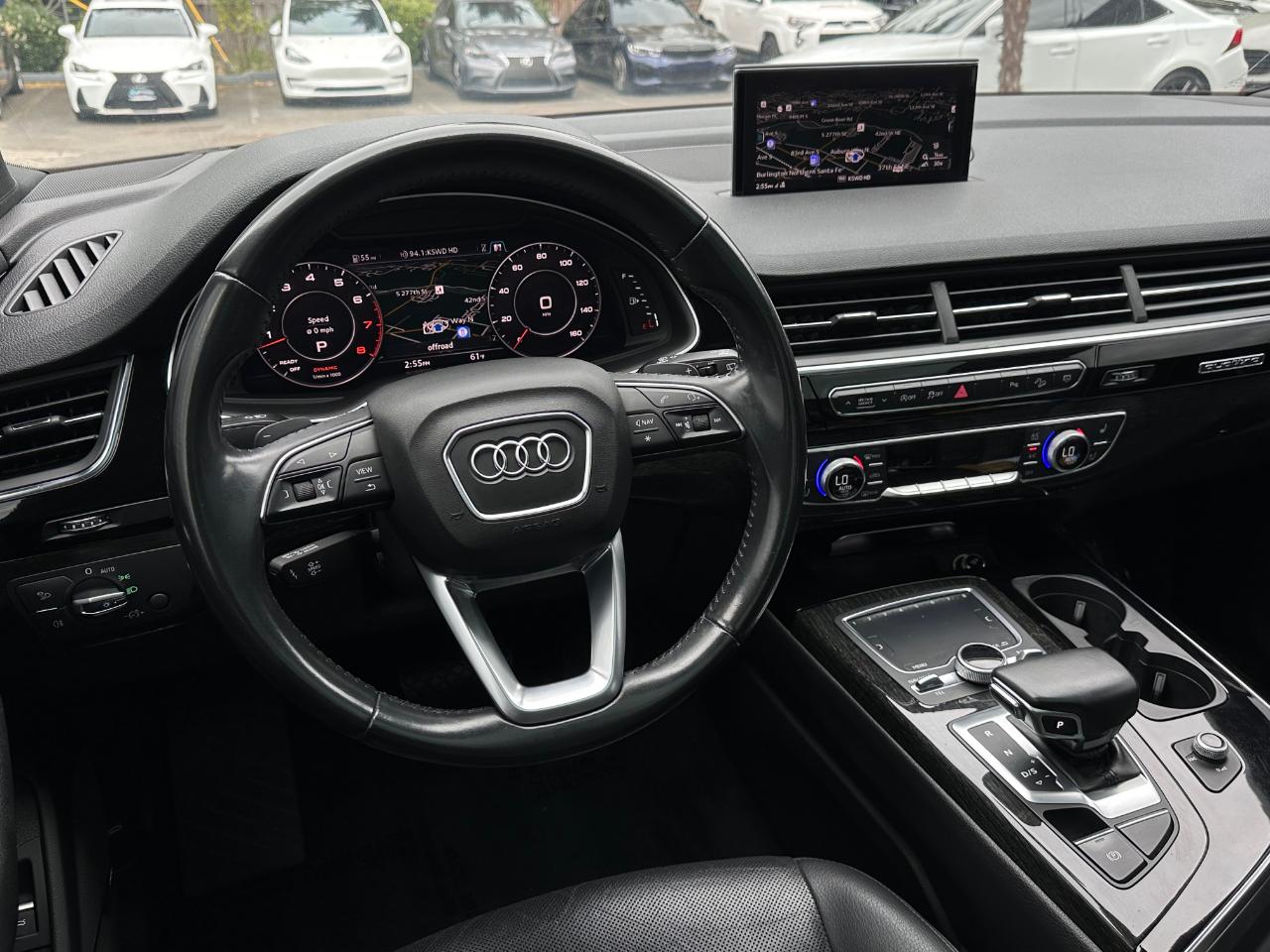 Audi Q7 SE Premium Plus 55 TFSI quattro 2019