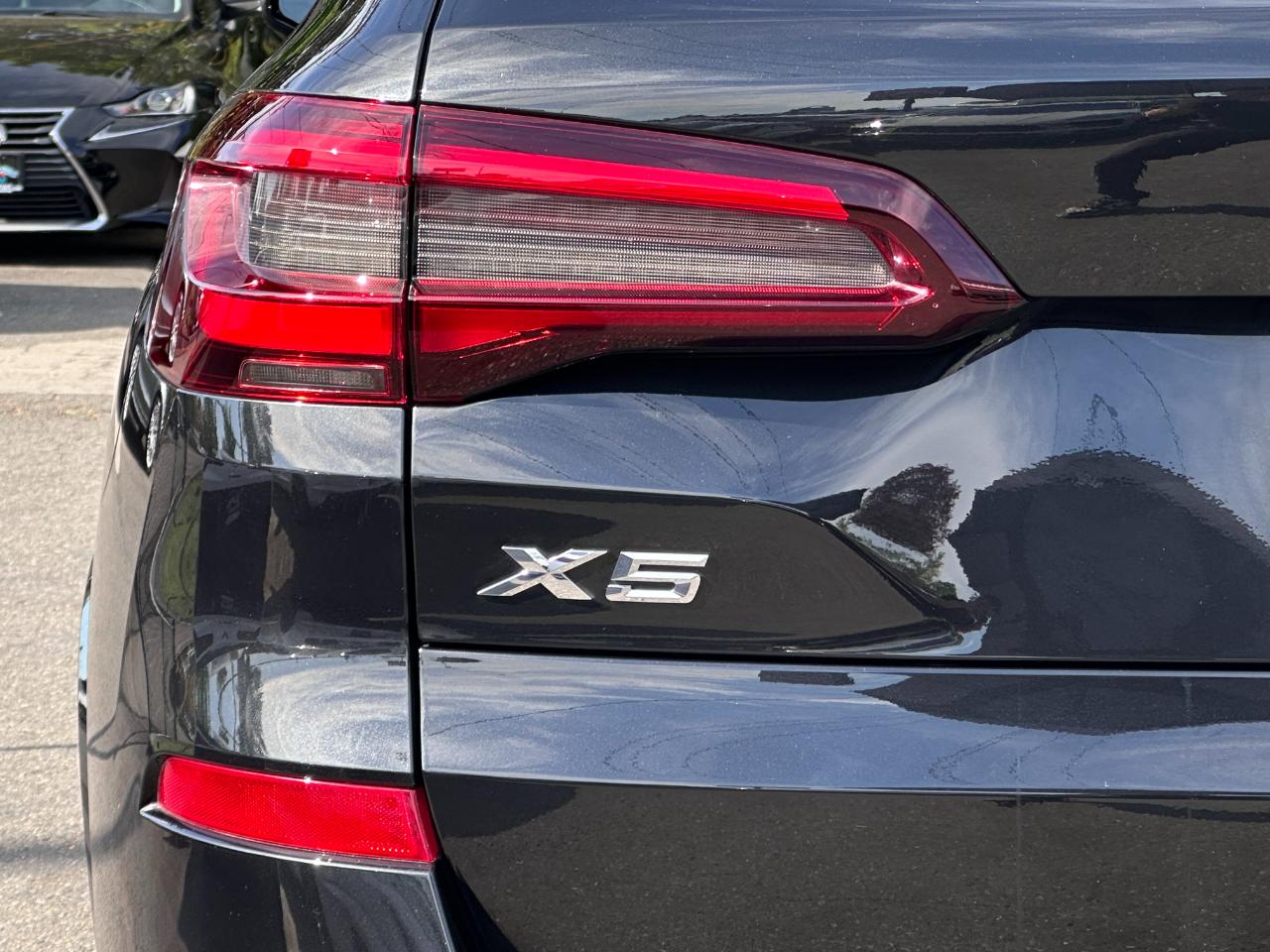 BMW X5 xDrive40i Sports Activity Vehicle 2023