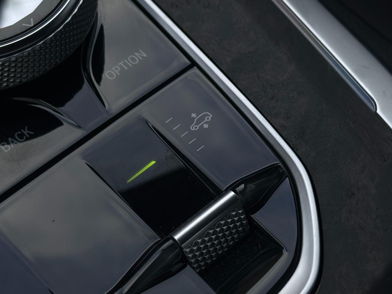 BMW X5 xDrive40i Sports Activity Vehicle 2020