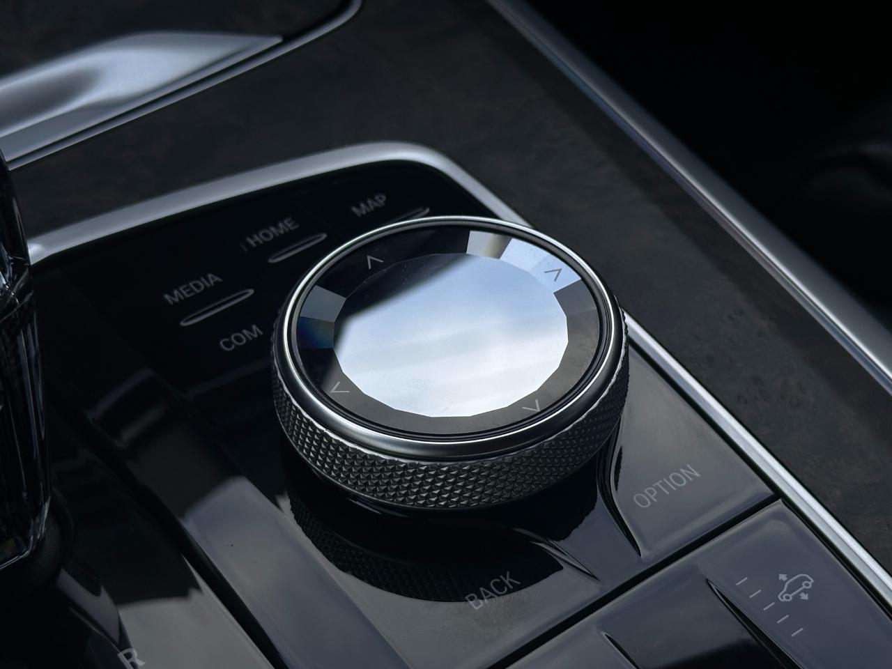 BMW X5 xDrive40i Sports Activity Vehicle 2020