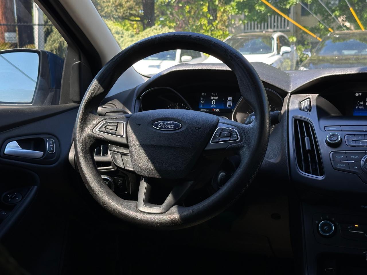 Ford Focus SE Sedan 2018