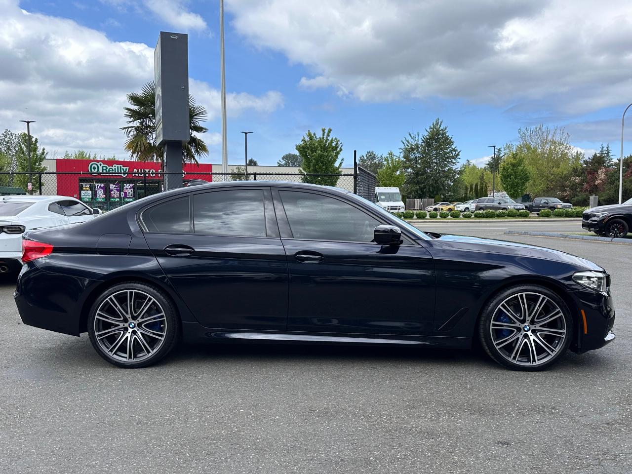 BMW 5 Series  2019