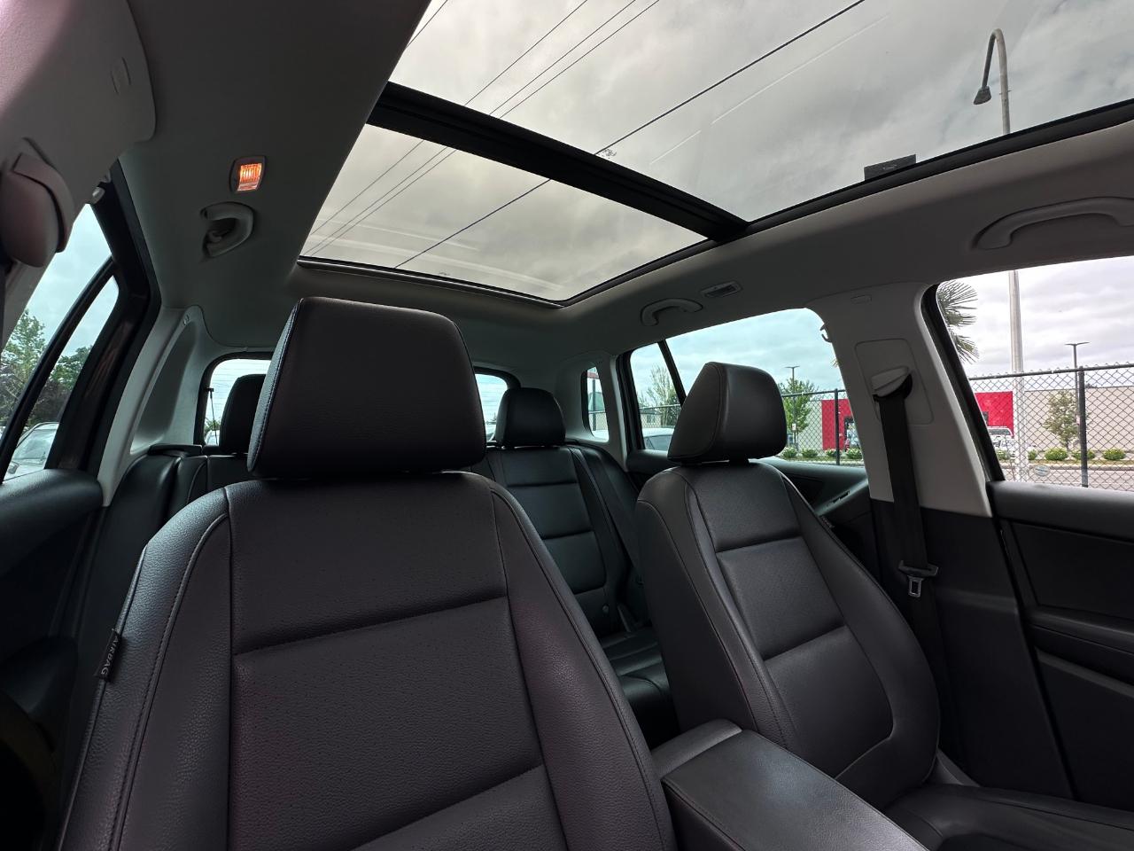 Volkswagen Tiguan  2016