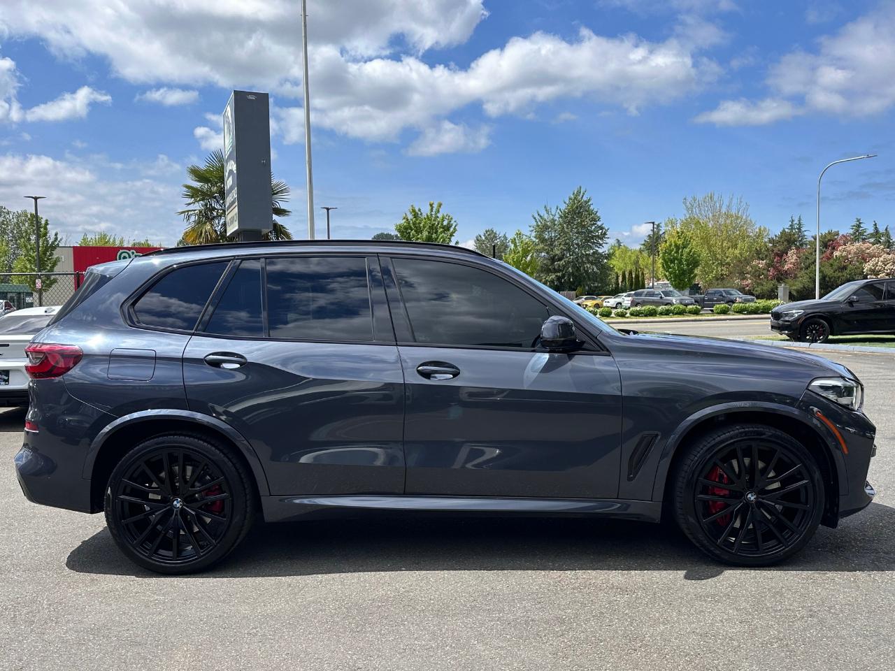 BMW X5 xDrive40i Sports Activity Vehicle 2021