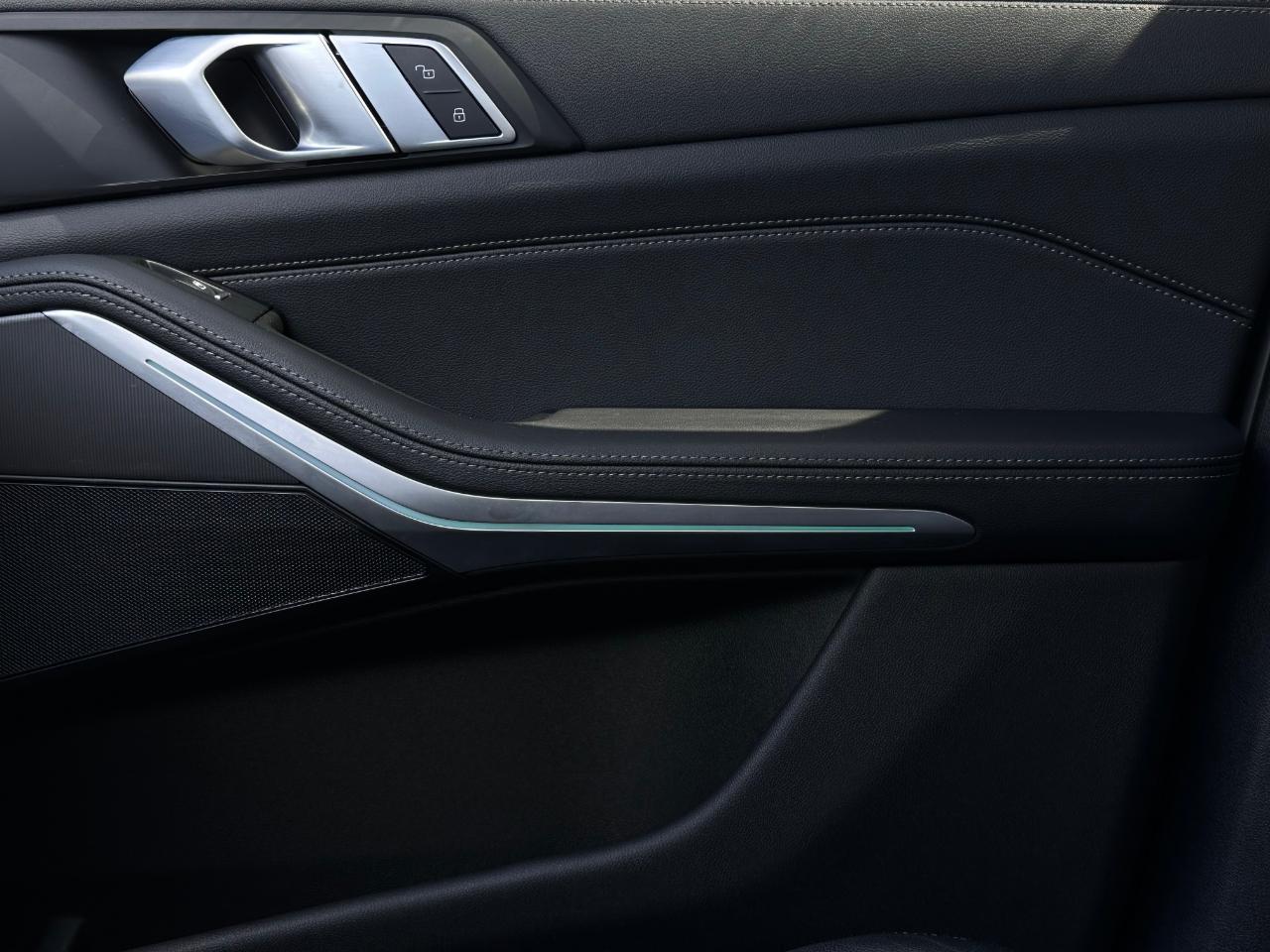 BMW X5 xDrive40i Sports Activity Vehicle 2021