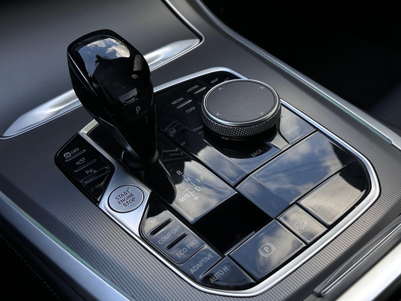 BMW X5 xDrive40i Sports Activity Vehicle 2021