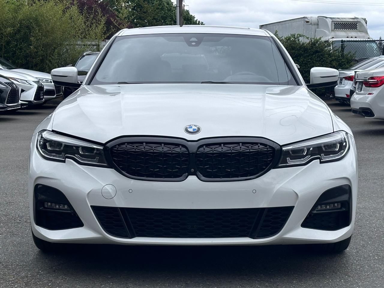 BMW 3 Series  2021