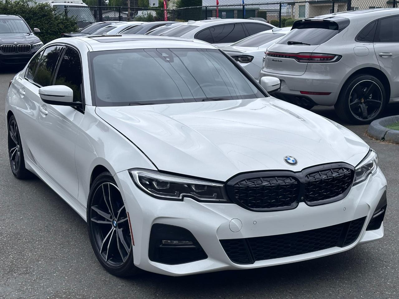 BMW 3 Series  2021