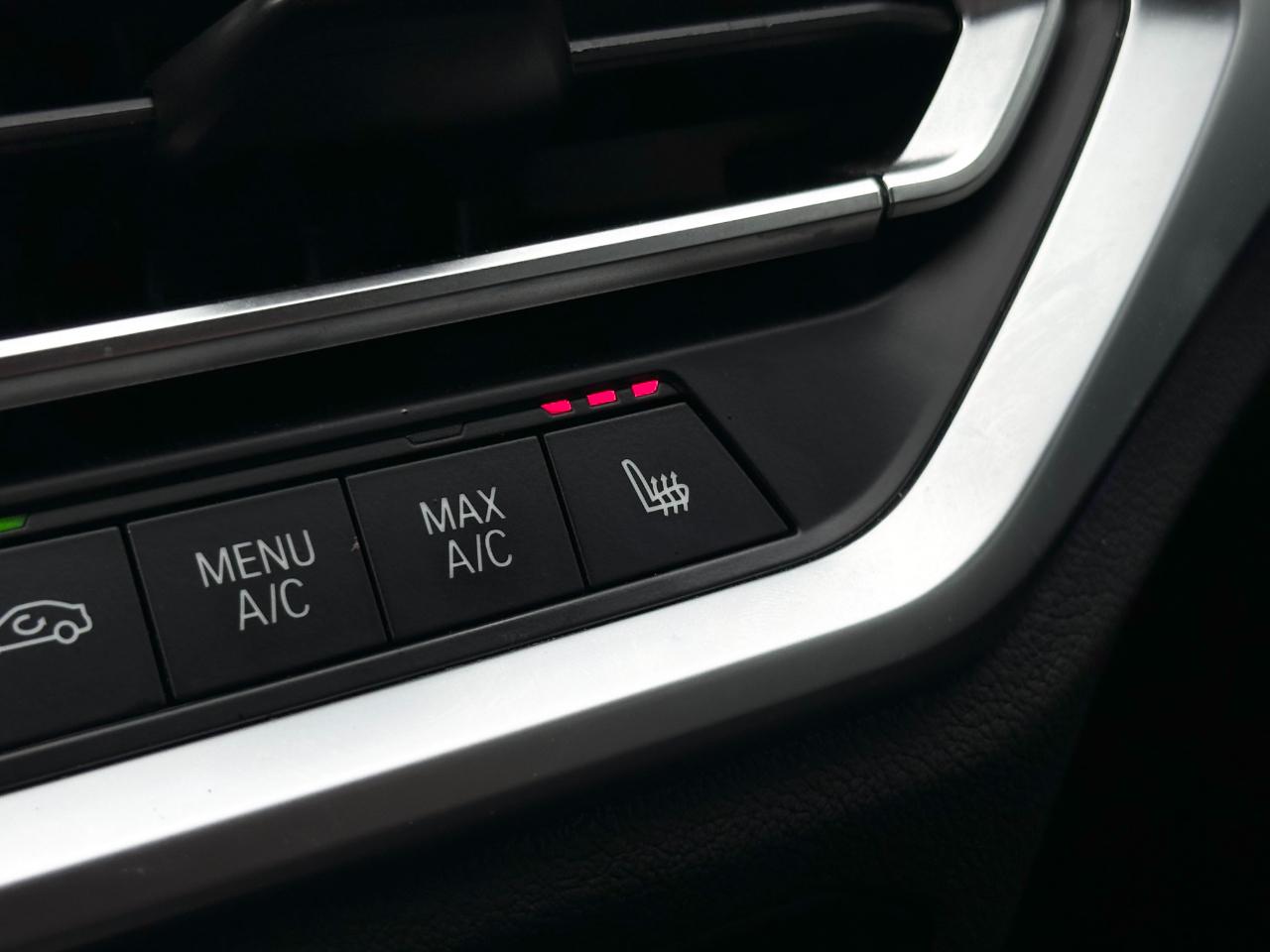 BMW 3 Series  2021