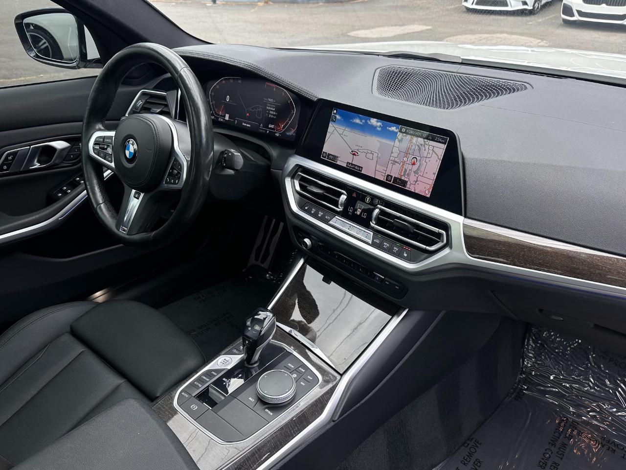 BMW 3 Series  2021