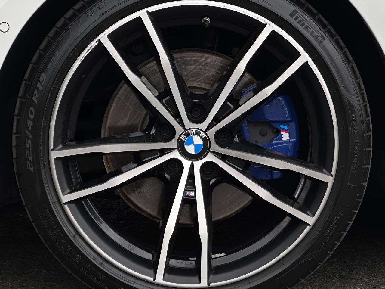 BMW 3 Series  2021
