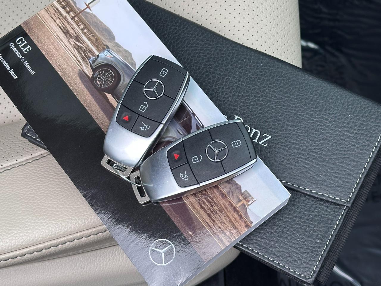 Mercedes-Benz GLE  2021