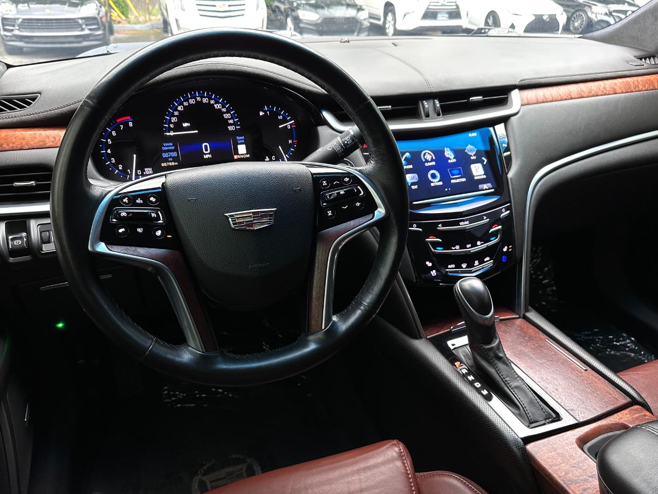 Cadillac XTS 4dr Sdn Luxury Collection AWD 2016