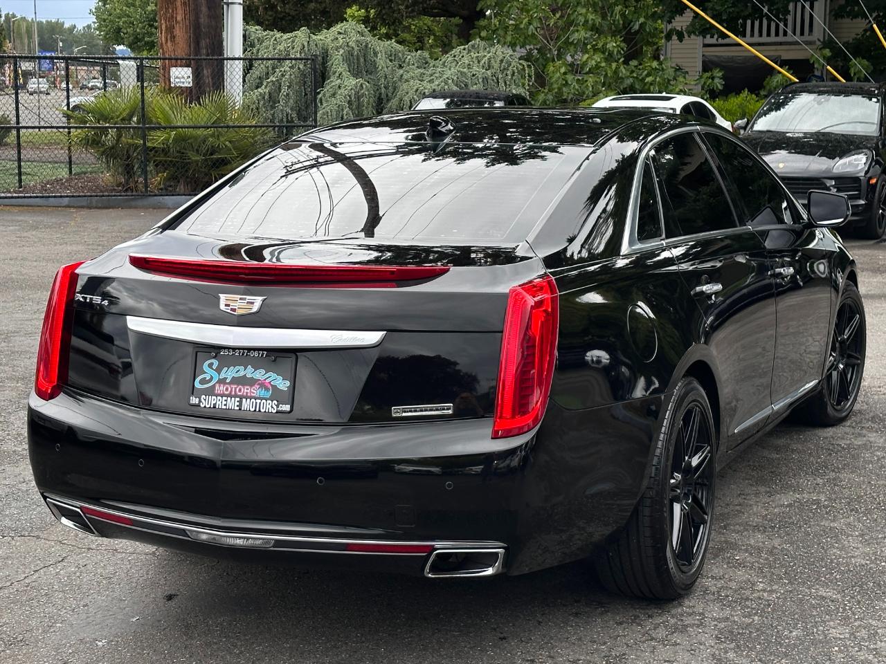 Cadillac XTS 4dr Sdn Luxury Collection AWD 2016