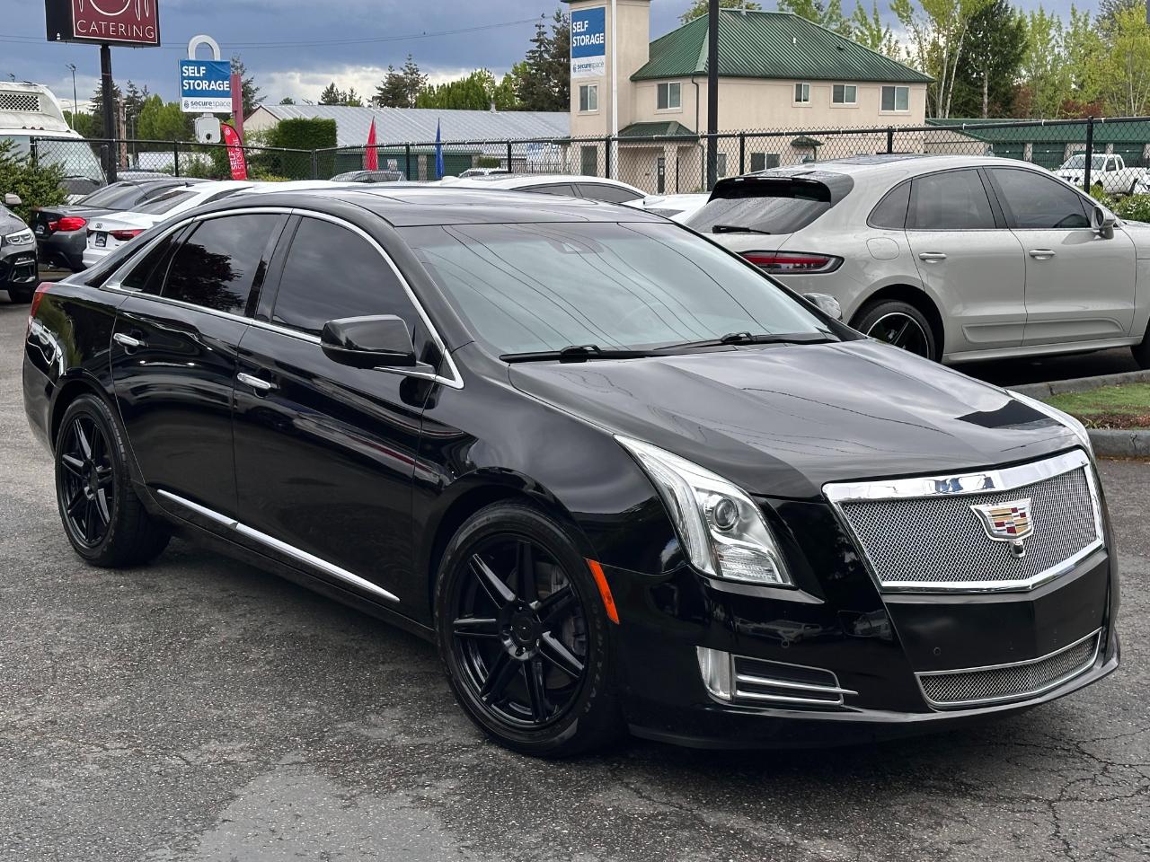 Cadillac XTS 4dr Sdn Luxury Collection AWD 2016