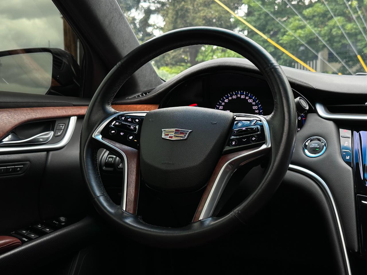 Cadillac XTS 4dr Sdn Luxury Collection AWD 2016