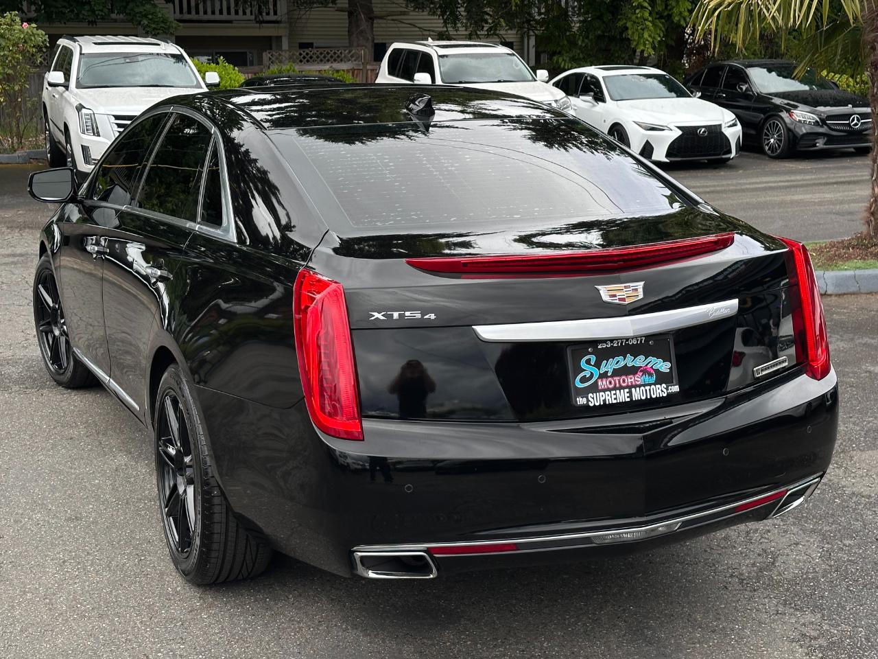 Cadillac XTS 4dr Sdn Luxury Collection AWD 2016