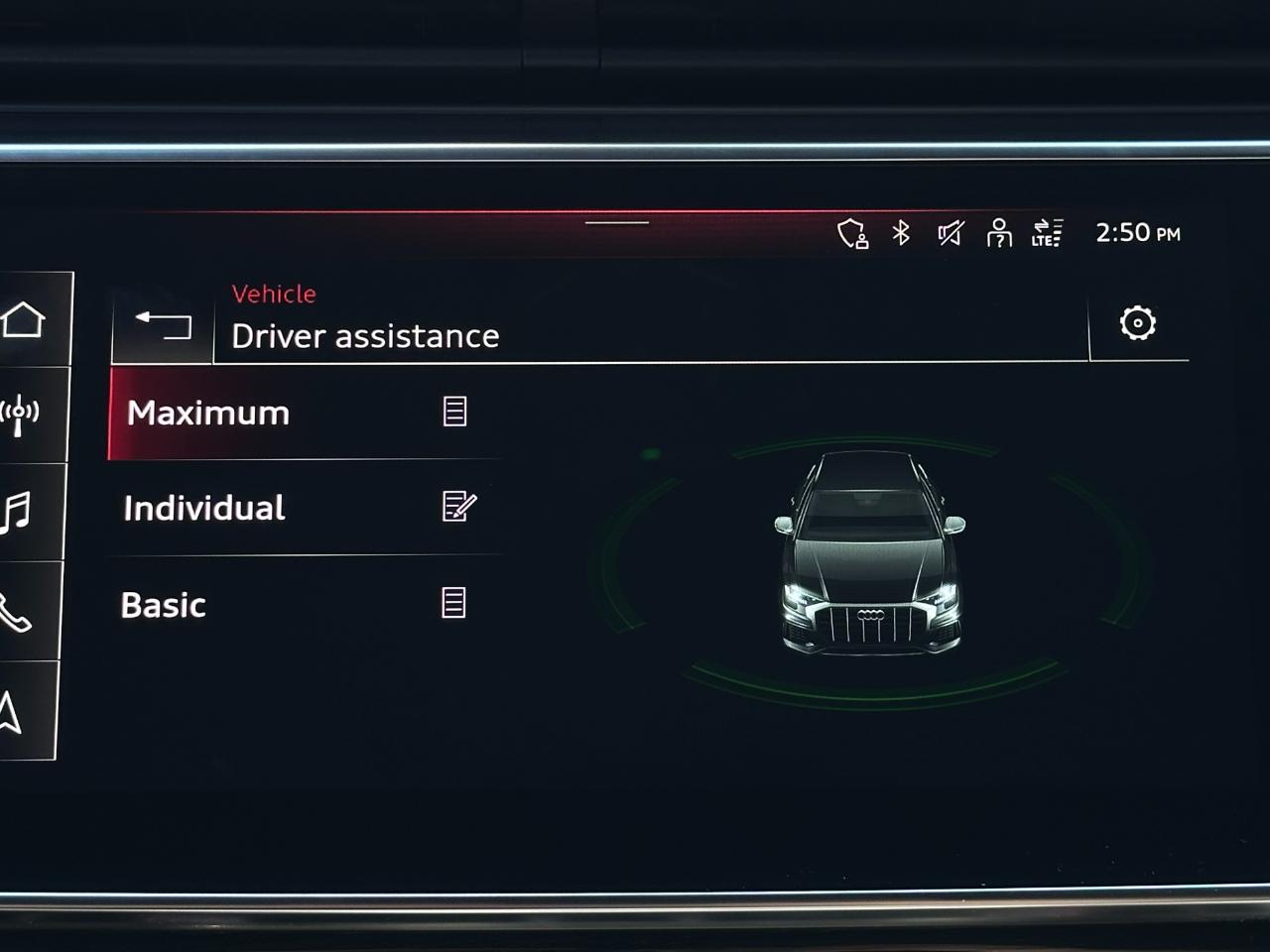 Audi Q8 Premium Plus 55 TFSI quattro 2022